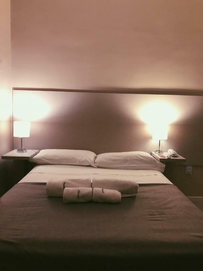 Hotel Alhambra San Juan Buitenkant foto